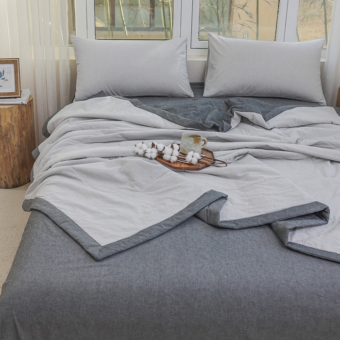 91家纺网 家纺一手货源 找家纺 柠萌家居 2025新款全棉色织水洗棉棉花夏被四件套里外全棉 夏凉被被子被芯 灰密条