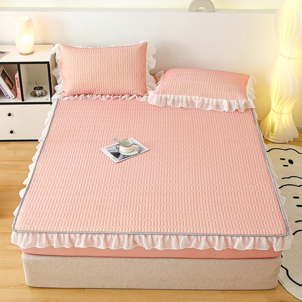 91家纺网 家纺一手货源 找家纺 （总）伊人坊 2025新款A类凉感丝乳胶床笠凉席三件套-花边款