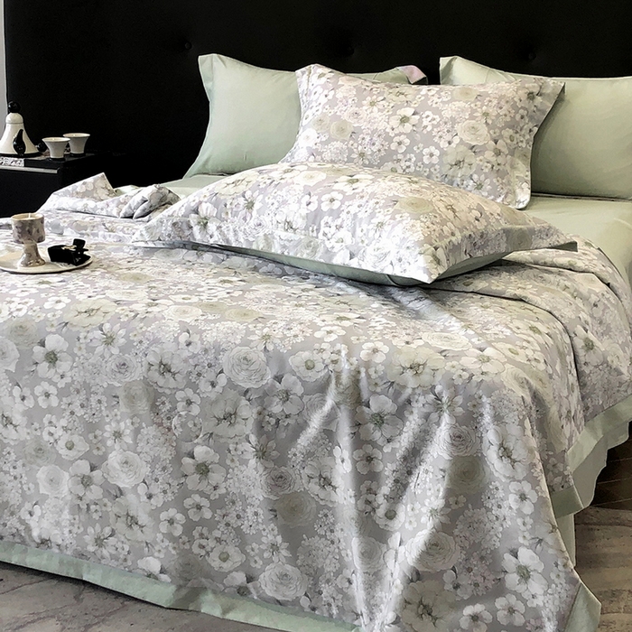 91家纺网 家纺一手货源 找家纺 立奥被业 2025新款雪纺纱夏被超柔数码印花夏被雪纺夏凉被 觅清-浅绿