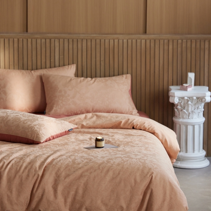 91家纺网 家纺一手货源 找家纺 安莱生活 2025全棉浮雕提花四件套-科林斯系列 科林斯-蜜棕红