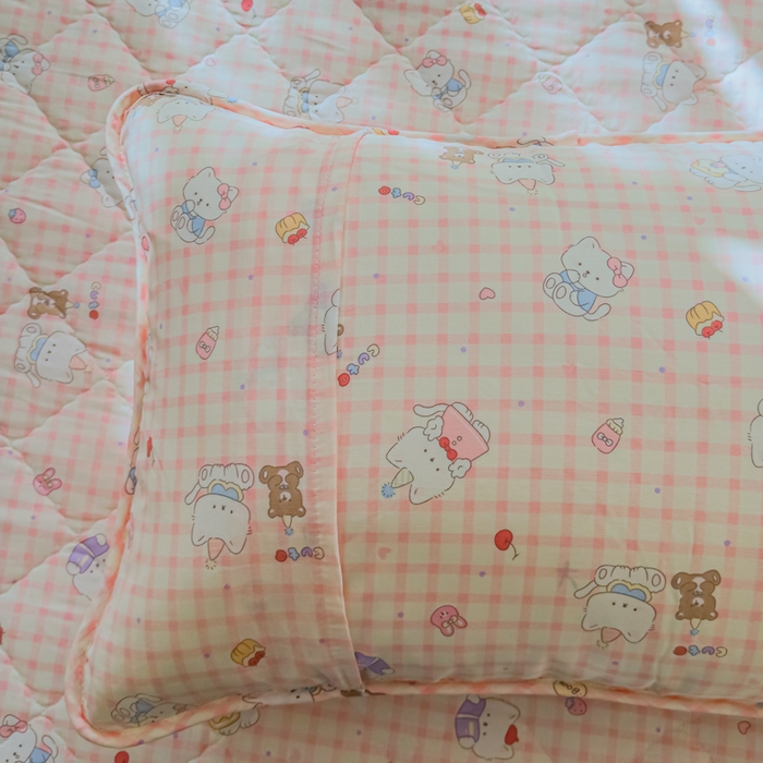 91家纺网 家纺一手货源 找家纺 U品汇 2025新款A类全棉夹棉防水床笠床罩单件隔尿透气床垫加厚防尘可水洗保护套 甜美梦境粉