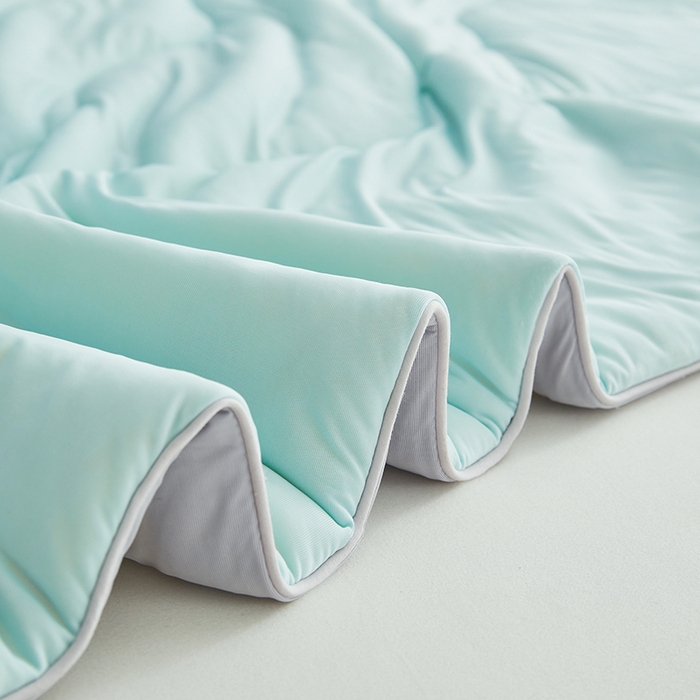 91家纺网 家纺一手货源 找家纺 米米儿家纺 2025新款跨境电商凉感丝夏被西瓜空调被 冰川蓝灰