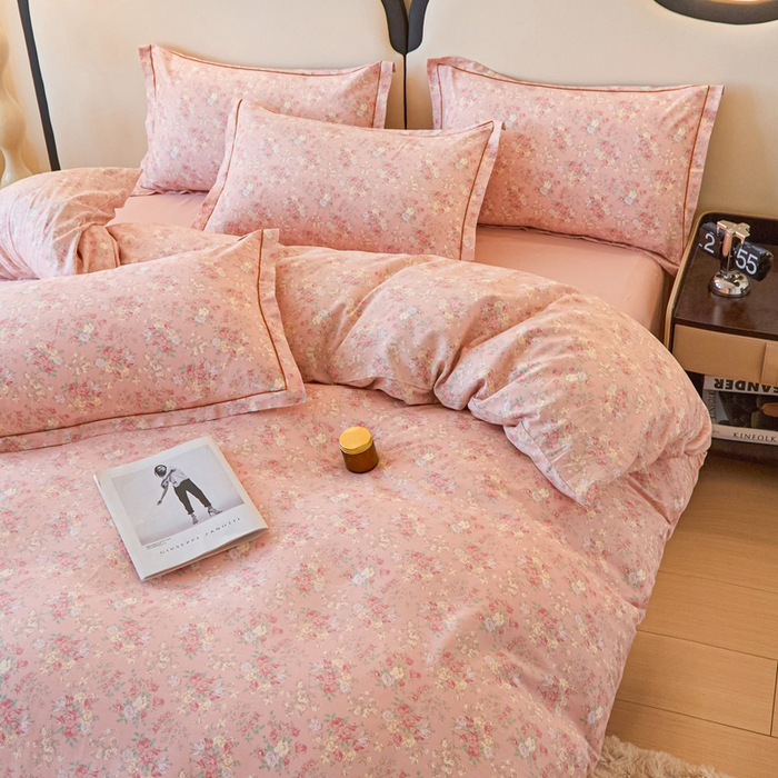 91家纺网 家纺一手货源 找家纺 首爱家纺 2025新款全棉四件套小清新人字纹四件套纯棉四件套 初晴花语