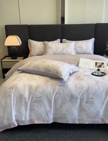 91家纺网 家纺一手货源 找家纺 金阳光 2025新款数码印花水洗冰丝四件套 知夏-风信紫