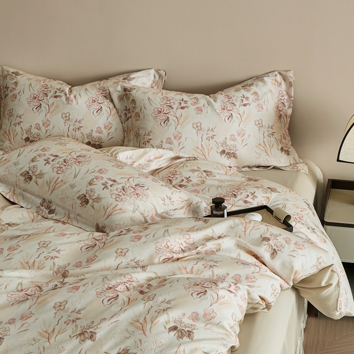 91家纺网 家纺一手货源 找家纺 顾家家居 2025新款莱塞尔兰精天丝印花四件套 蒙田