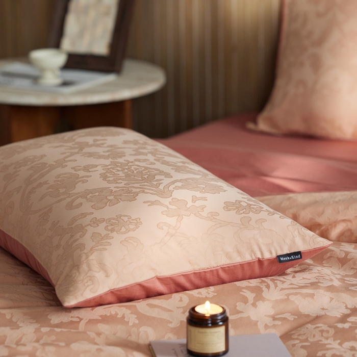 91家纺网 家纺一手货源 找家纺 安莱生活 2025全棉浮雕提花四件套-科林斯系列 科林斯-蜜棕红