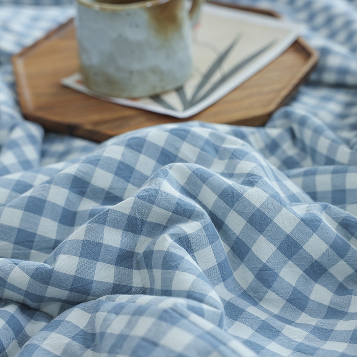 91家纺网 家纺一手货源 找家纺 柠萌家居 2025新款全棉色织水洗棉棉花夏被四件套里外全棉 夏凉被被子被芯 浅蓝小格