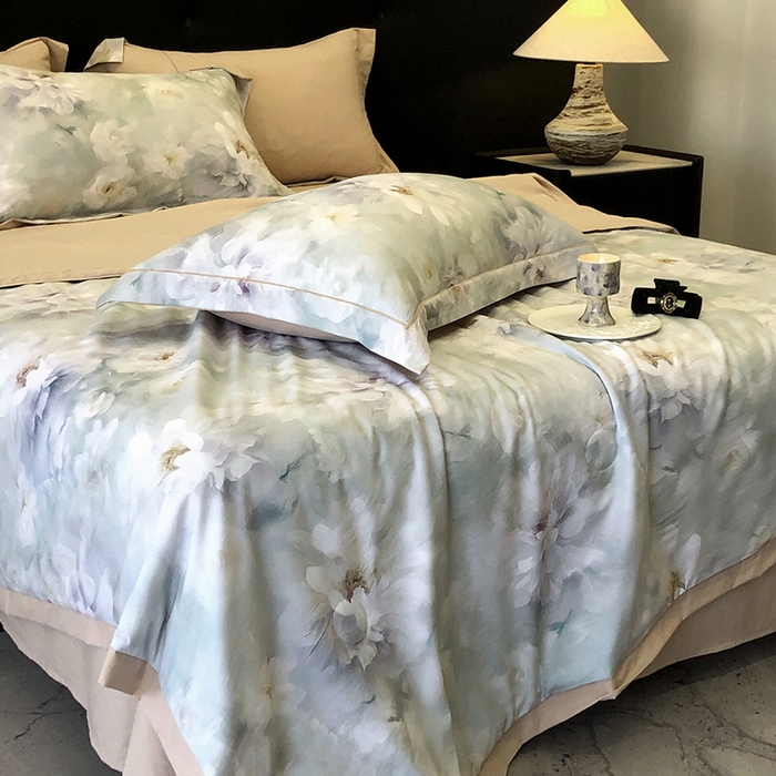 91家纺网 家纺一手货源 找家纺 立奥被业 2025新款雪纺纱夏被超柔数码印花夏被雪纺夏凉被 慕妆-米灰