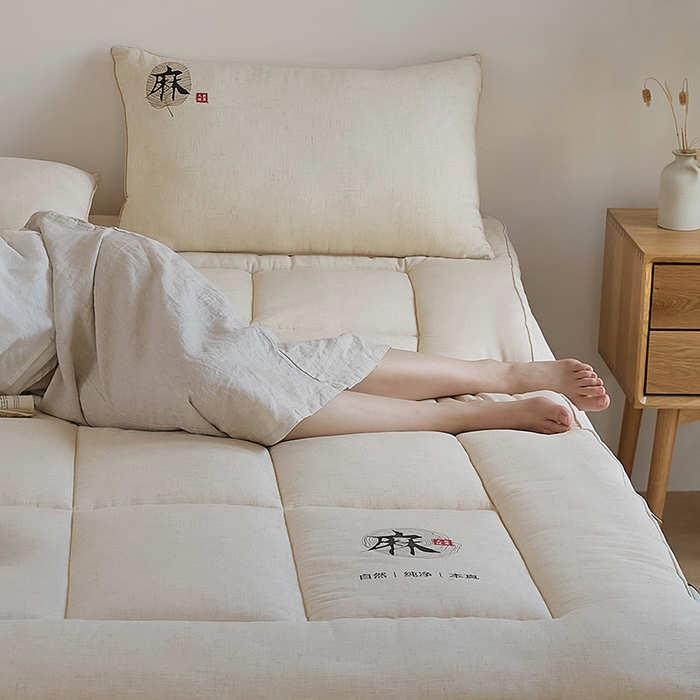 91家纺网 家纺一手货源 找家纺 （总）良品汇馆 日式无印亚麻床垫良品A类5公分保暖垫子大豆纤维床垫床褥加厚立体