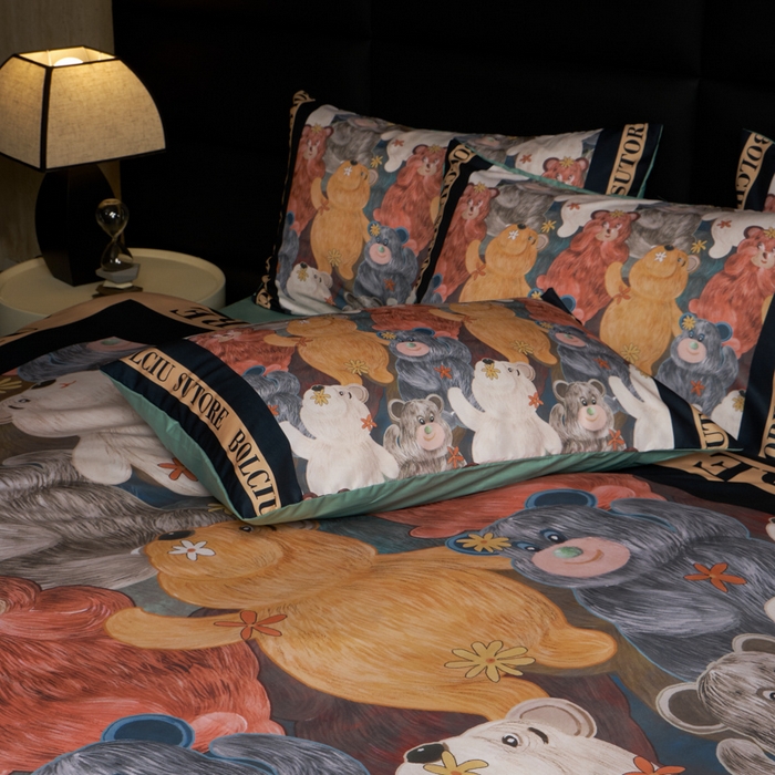 91家纺网 家纺一手货源 找家纺 花沐 2025新款轻奢潮牌亲肤棉纯棉四件套 美美熊