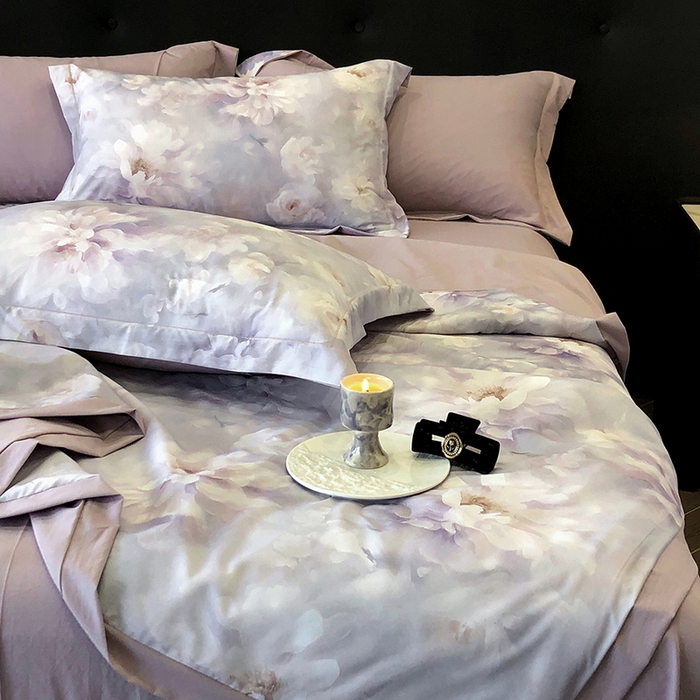 91家纺网 家纺一手货源 找家纺 立奥被业 2025新款雪纺纱夏被超柔数码印花夏被雪纺夏凉被 慕妆-灰紫