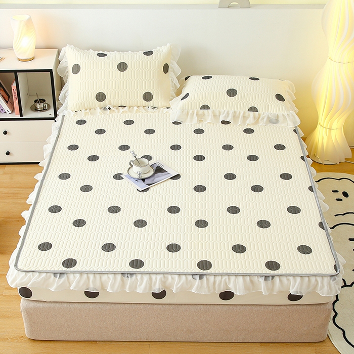 91家纺网 家纺一手货源 找家纺 伊人坊 2025新款A类凉感丝乳胶床笠凉席三件套-花边款 花边-黑色波点