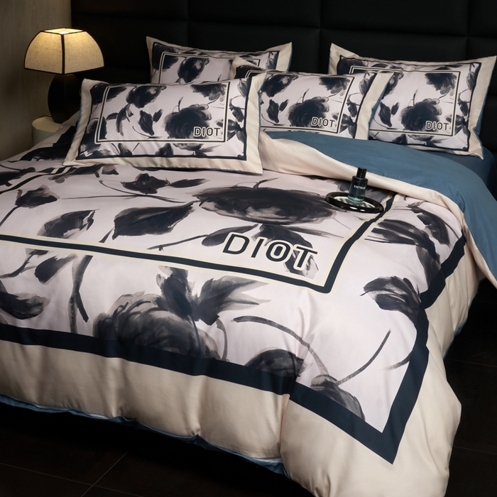 91家纺网 家纺一手货源 找家纺 花沐 2025新款轻奢潮牌亲肤棉纯棉四件套 美迪