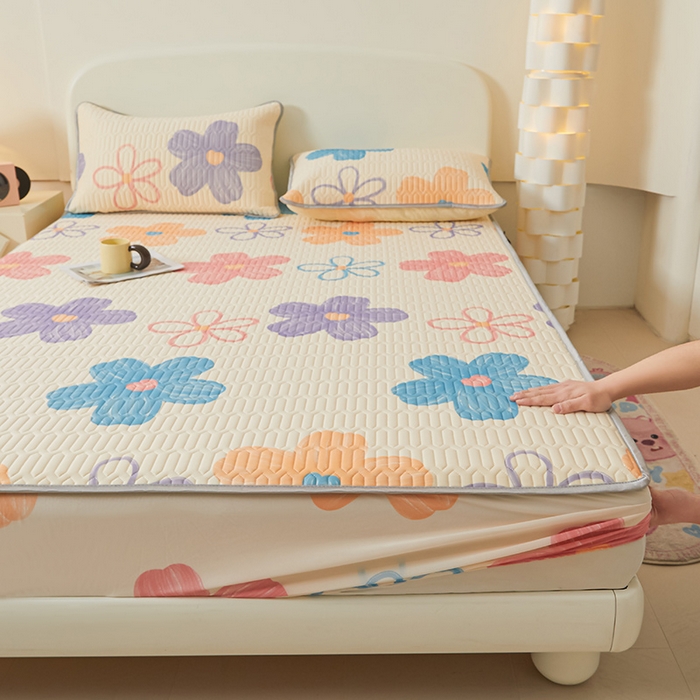 91家纺网 家纺一手货源 找家纺 伊人坊 2025新款A类凉感丝乳胶床笠凉席三件套 缤纷花季