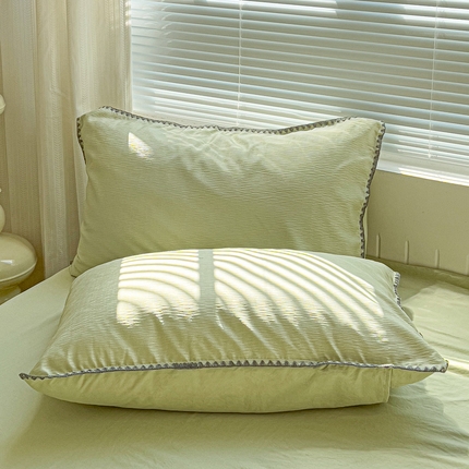 91家纺网 家纺一手货源 找家纺 （总）卡普二店 2025新款A类轻奢贝壳绣丝柔缎提花枕套