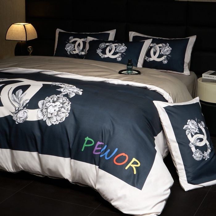 91家纺网 家纺一手货源 找家纺 花沐 2025新款轻奢潮牌亲肤棉纯棉四件套 黑香花