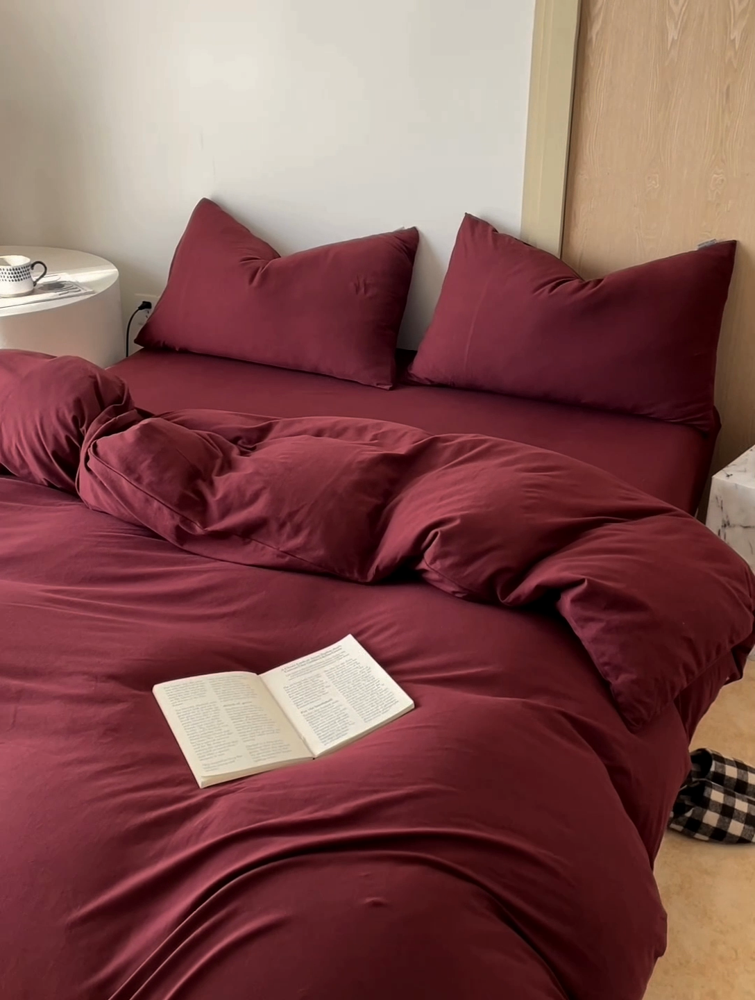 91家纺网 家纺一手货源 找家纺 梦可莱家居 2025春夏新品全棉针织棉纯色系列 安哥拉红