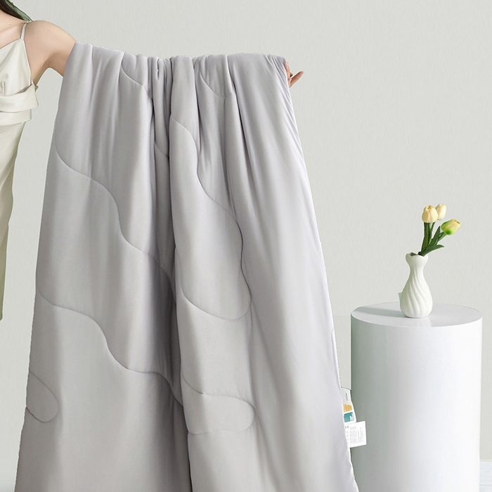 91家纺网 家纺一手货源 找家纺 米米儿家纺 2025新款跨境电商凉感丝夏被西瓜空调被 冰灰