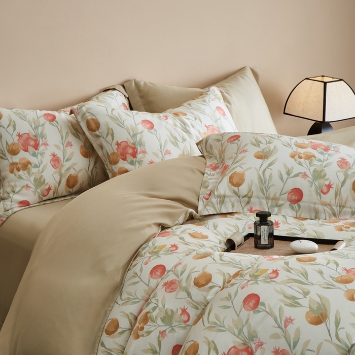 91家纺网 家纺一手货源 找家纺 顾家家居 2025新款莱塞尔兰精天丝印花四件套 丝丝花语