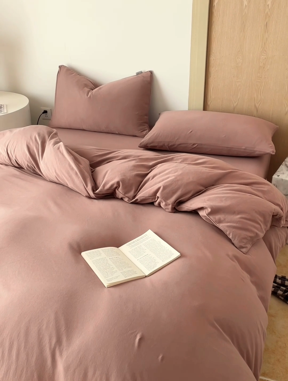 91家纺网 家纺一手货源 找家纺 梦可莱家居 2025春夏新品全棉针织棉纯色系列 蔷薇