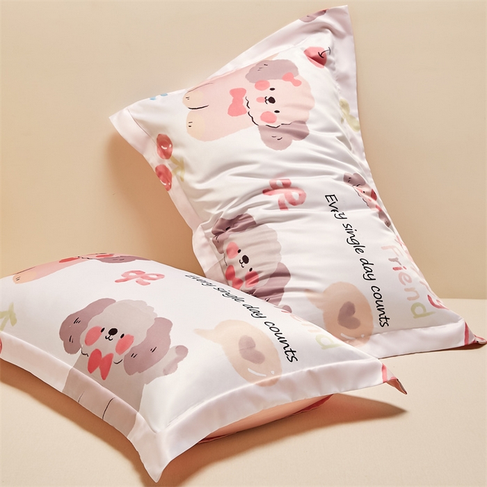 91家纺网 家纺一手货源 找家纺 笙意家纺 2025新款水洗真丝数码印花卡通枕套 快乐小狗