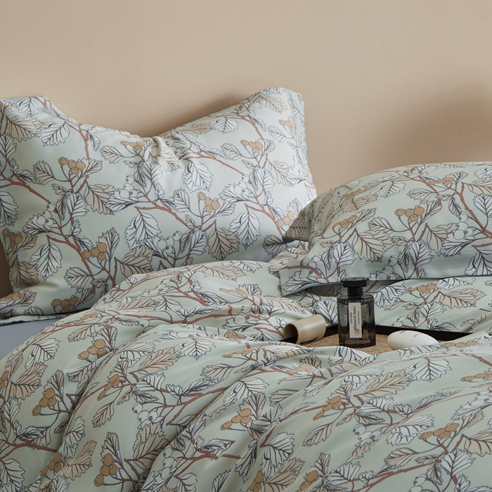 91家纺网 家纺一手货源 找家纺 顾家家居 2025新款莱塞尔兰精天丝印花四件套 蔓艺