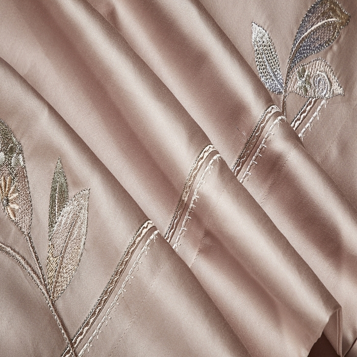 91家纺网 家纺一手货源 找家纺 爱情故事2025春夏居家新品四件套 秋叶-豆沙