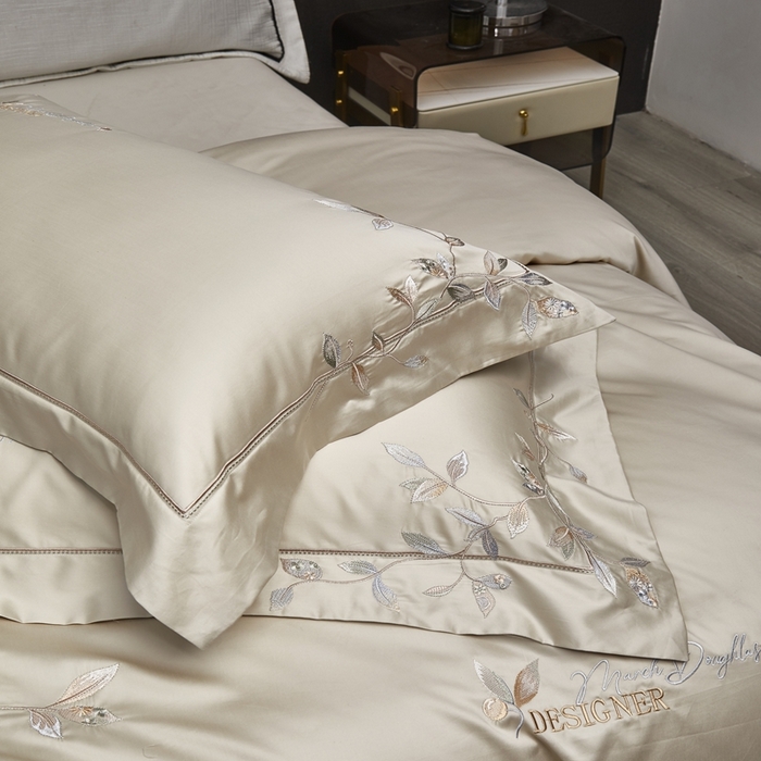 91家纺网 家纺一手货源 找家纺 爱情故事2025春夏居家新品四件套 秋叶-灰白