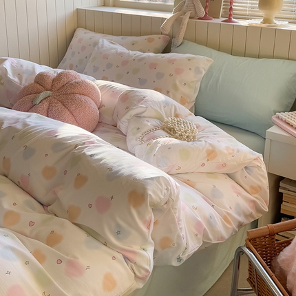 91家纺网 家纺一手货源 找家纺 繁花家居 2025新款软乎乎时尚印花水洗棉四件套 揽星辰入梦