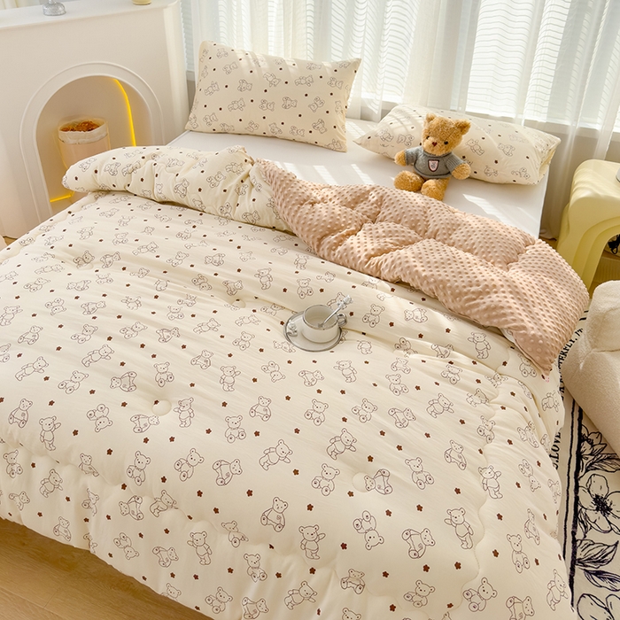 91家纺网 家纺一手货源 找家纺 （总）佰丝居 2025新款A类水洗棉双层纱豆豆被100%新疆棉花被夏被