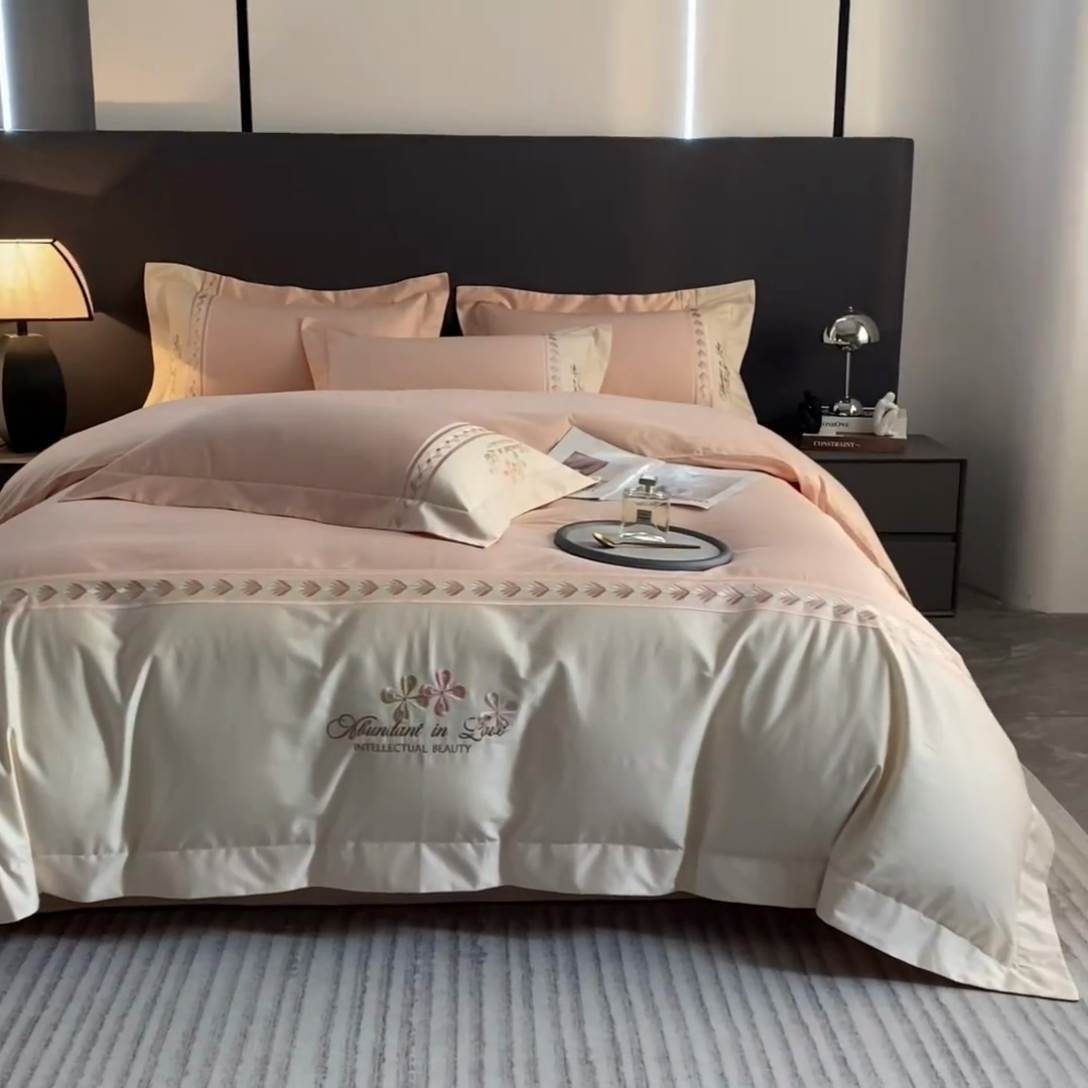 91家纺网 家纺一手货源 找家纺 桃园 2025新款全棉长绒棉刺绣绣花四件套-西西里系列 轻奢粉