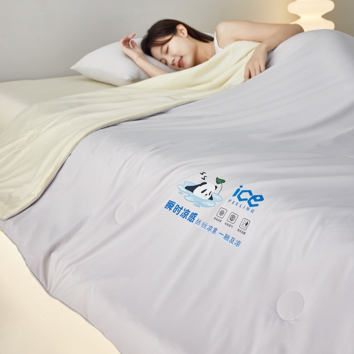 91家纺网 家纺一手货源 找家纺 大彩家居 2025新款锦氨冰激凌雪糕被 高级灰