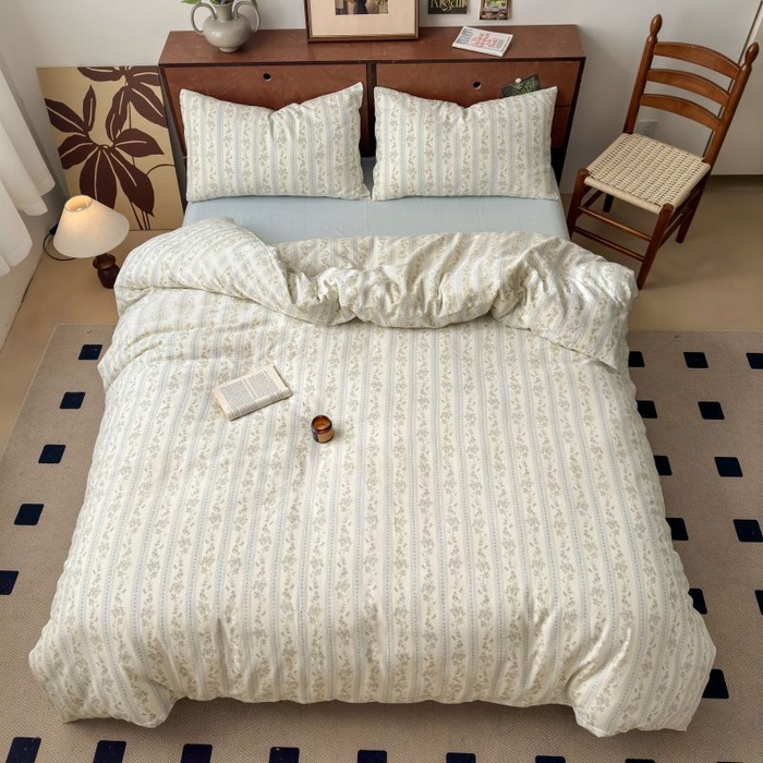 91家纺网 家纺一手货源 找家纺 典曼家纺 2025新款双层纱小清新印花四件套-床拍 浪漫邂逅