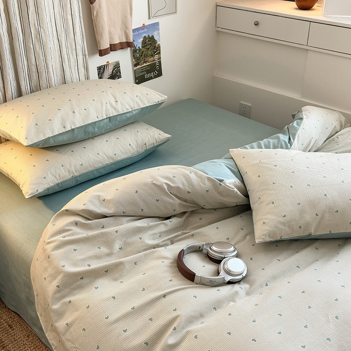 91家纺网 家纺一手货源 找家纺 麦伦家居 2025春夏新品全棉斜纹40支13372系列 初遇-绿