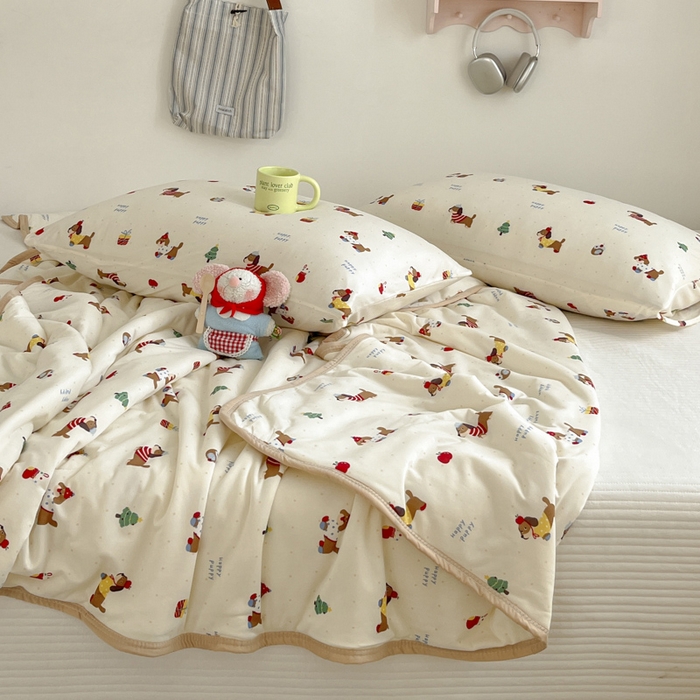 91家纺网 家纺一手货源 找家纺 桃子家居  2025新款A类高品质牛奶针织棉软糯大豆夏被 针织棉-可爱小腊肠