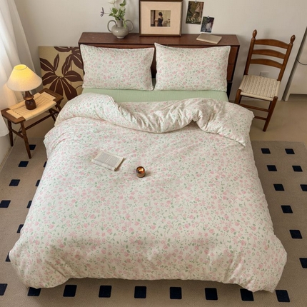 91家纺网 家纺一手货源 找家纺 典曼家纺 2025新款双层纱小清新印花四件套-床拍 云梦花都