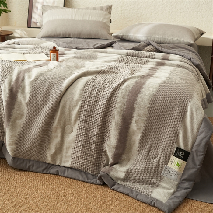 91家纺网 家纺一手货源 找家纺 2025新款全棉色织大提花棉花夏凉被 被子被芯 洛川-灰