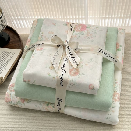 91家纺网 家纺一手货源 找家纺 典曼家纺 2025新款双层纱小清新印花四件套-叠拍 慕情