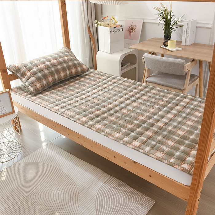 91家纺网 家纺一手货源 找家纺 恋绒家纺 无印风高低床学生床褥水洗棉宿舍上下铺软床垫 灰黄格