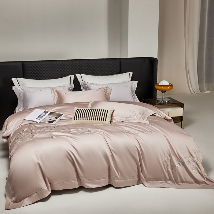 91家纺网 家纺一手货源 找家纺 爱情故事2025春夏居家新品四件套 秋叶-豆沙