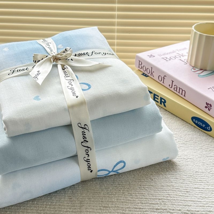 91家纺网 家纺一手货源 找家纺 2025新款双层纱印花卡通四件套-叠拍 星辰