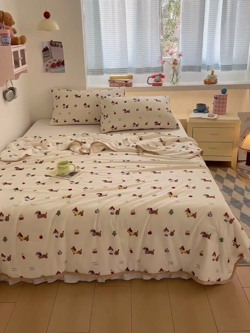 91家纺网 家纺一手货源 找家纺 桃子家居  2025新款A类高品质牛奶针织棉软糯大豆夏被 针织棉-可爱小腊肠