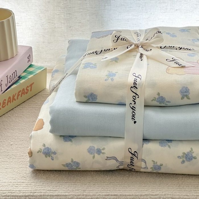 91家纺网 家纺一手货源 找家纺 2025新款双层纱印花卡通四件套-叠拍 俏皮狗