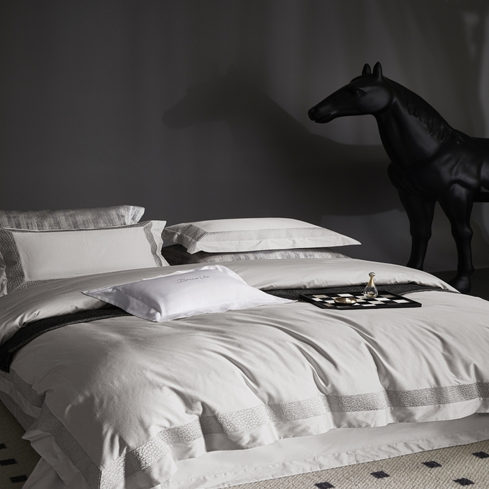 91家纺网 家纺一手货源 找家纺 爱情故事2025春夏居家新品四件套 臻彩（灰）