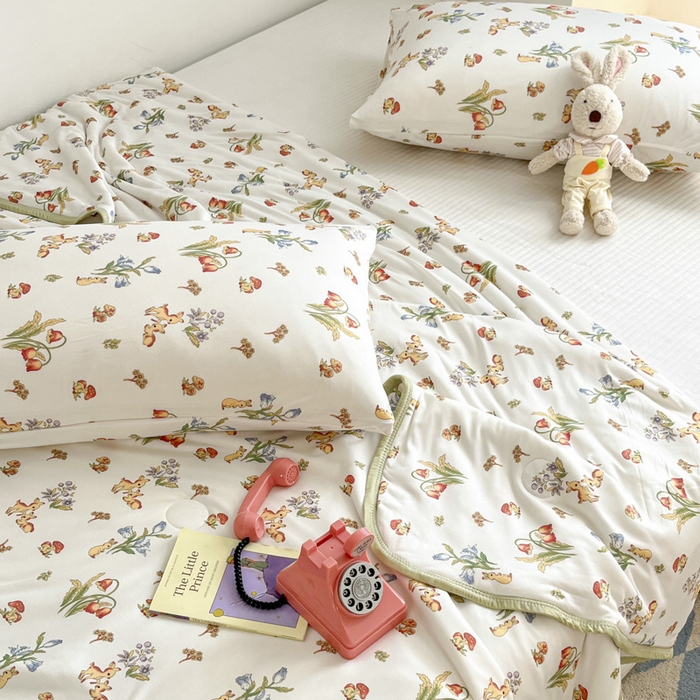 91家纺网 家纺一手货源 找家纺 桃子家居  2025新款A类高品质牛奶针织棉软糯大豆夏被 针织棉-花间小鹿