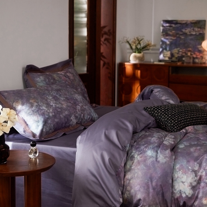 91家纺网 家纺一手货源 找家纺 由丽家纺 2025新款数码印花四件套 花姗月-紫