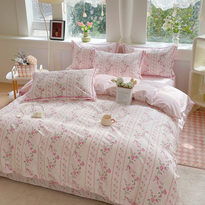 91家纺网 家纺一手货源 找家纺 铭博家纺 2025新款直播爆款100%全棉吊边一字绣工艺款13070印花全棉四件套 潮汐心语