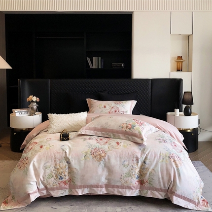 91家纺网 家纺一手货源 找家纺 瑞雪家居 2025新款亲肤舒适50双股长绒棉纯棉四件套系列 璃月粉