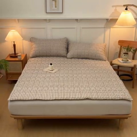 91家纺网 家纺一手货源 找家纺 恋绒家纺 2025新款无印风床褥床护垫宿舍床垫亲肤水洗棉软床垫 黄小格