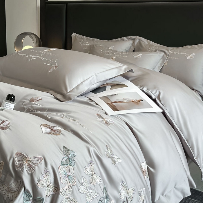 91家纺网 家纺一手货源 找家纺 欧乐蒂 2025新款A类亲肤棉刺绣四件套-蝶舞 蝶舞-夜灰
